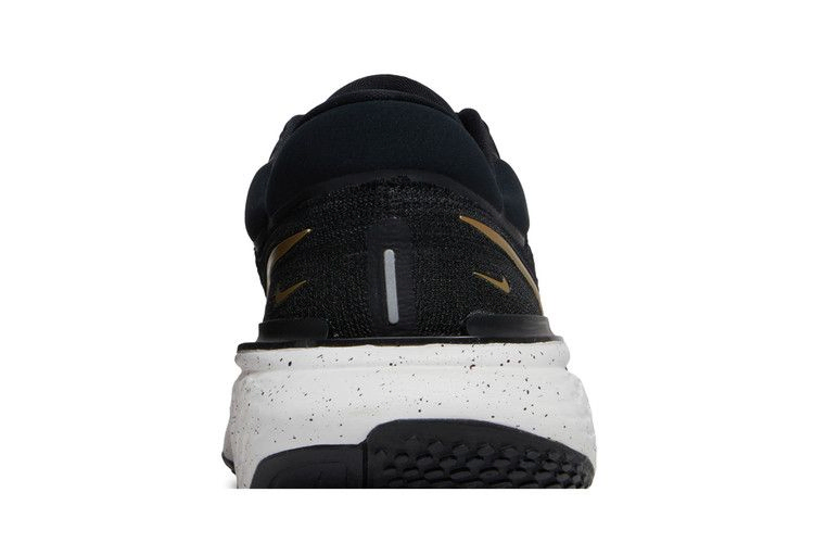 Кроссовки Nike ZoomX Invincible Run Flyknit 'Black Metallic Gold'