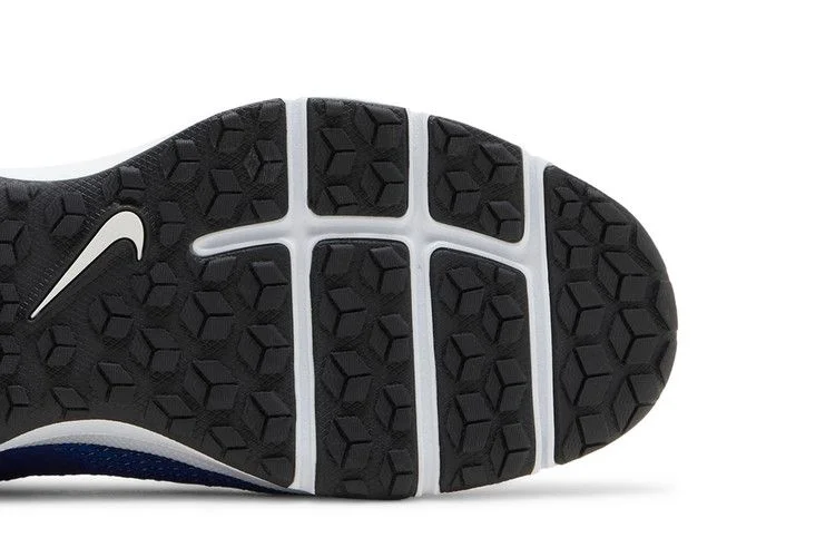 Krossovki-Nike-Air-Max-Typha-2-NFL-NY-Giants-4