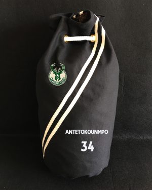2020-Milwaukee-Bucks-Antetokounmpo-34-Black-Bag-300x375