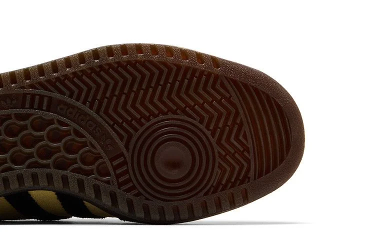 Krossovki-adidas-Wmns-Bermuda-Powder-Yellow-Black-4
