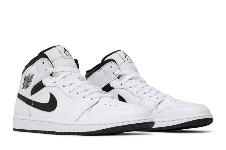 air-jordan-1-mid-white-black-dq8426-132_07