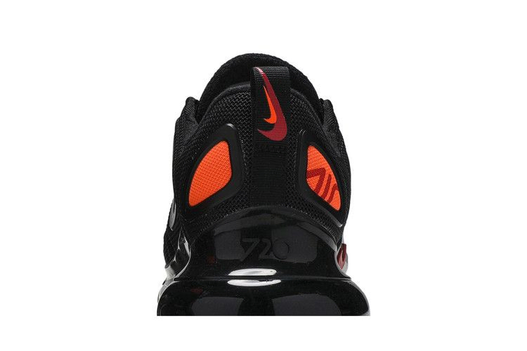 Кроссовки Nike Air Max 720 'Black Crimson'