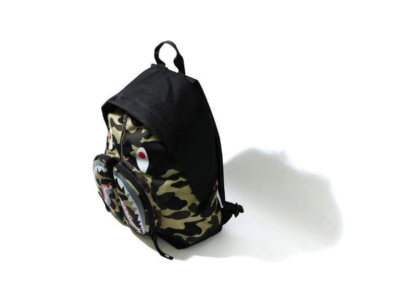 Рюкзак BAPE 1st Camo Shark Day Pack (SS21) Yellow