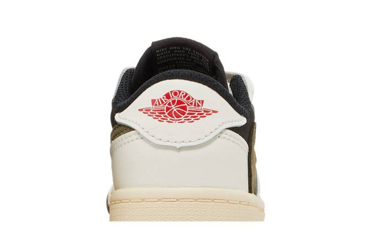 travis-scott-x-air-jordan-1-low-og-td-olive-dz5908-106_06