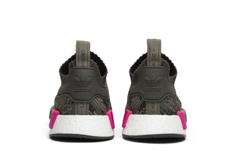 Кроссовки Adidas NMD_R1 Primeknit 'Utility Grey Camo'