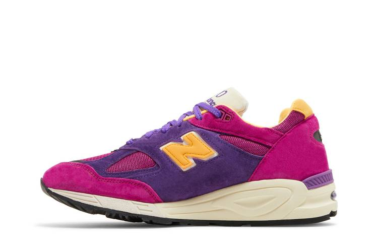Кроссовки Teddy Santis x New Balance 990v2 Made in USA 'Purple Yellow'