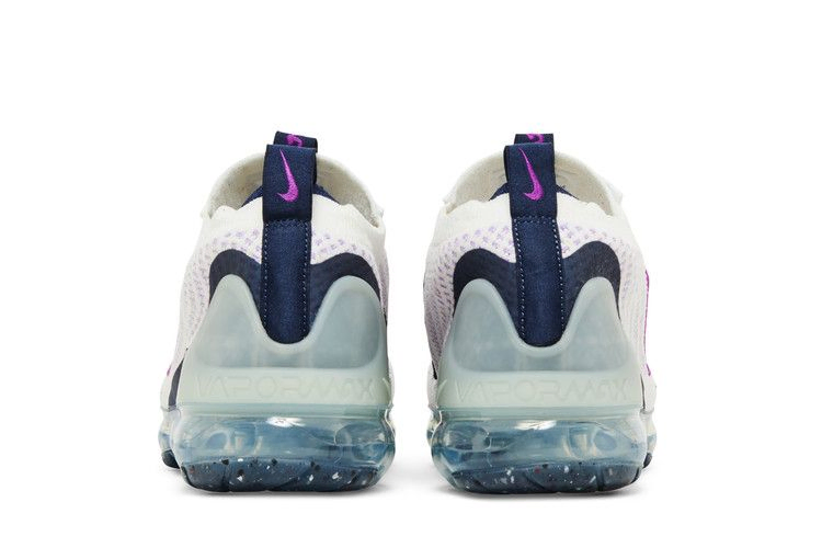 air-vapormax-2021-flyknit-gs-white-violet-frost-db1550-105_05