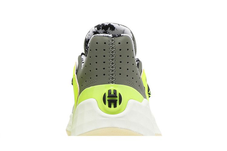 Кроссовки Daniel Patrick x adidas Harden Vol. 4 'Legacy Green'