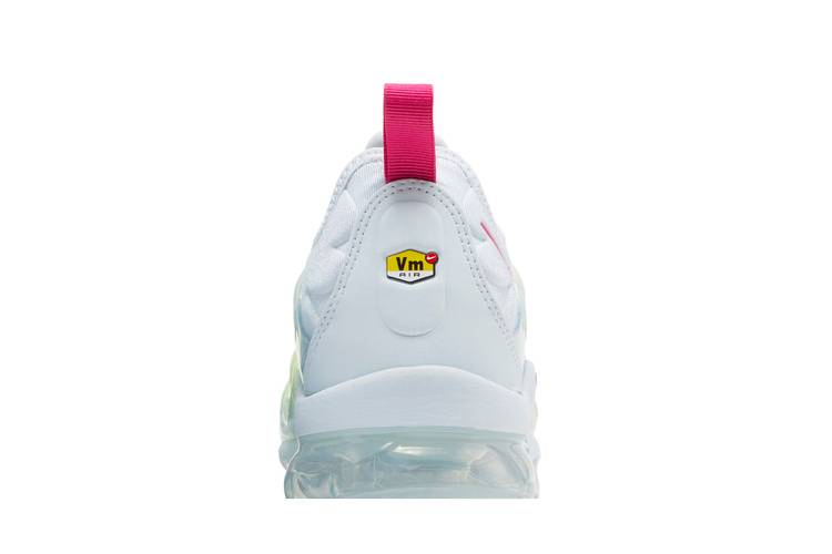 wmns-air-vapormax-plus-blue-tint-lemon-twist-fq8882-423_06