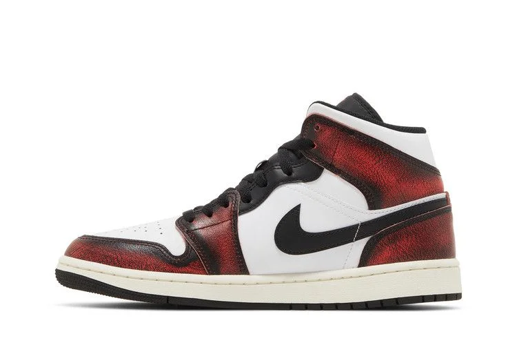 Кроссовки Air Jordan 1 Mid SE 'Wear-Away'