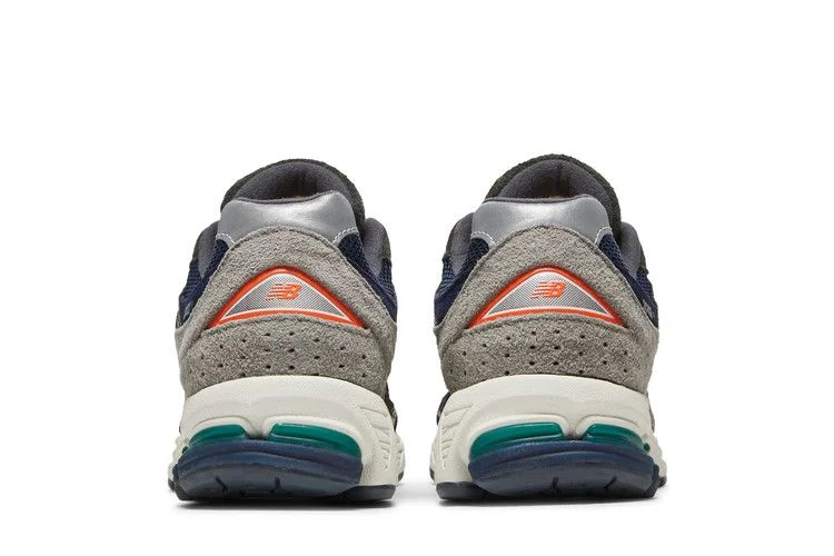 Кроссовки New Balance 2002 'Defense Green Natural Indigo'