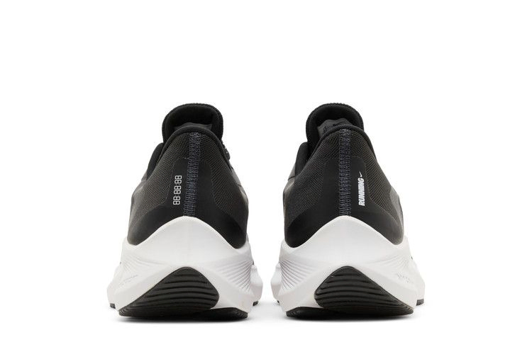 Кроссовки Nike Wmns Zoom Winflo 7 'Black Anthracite'