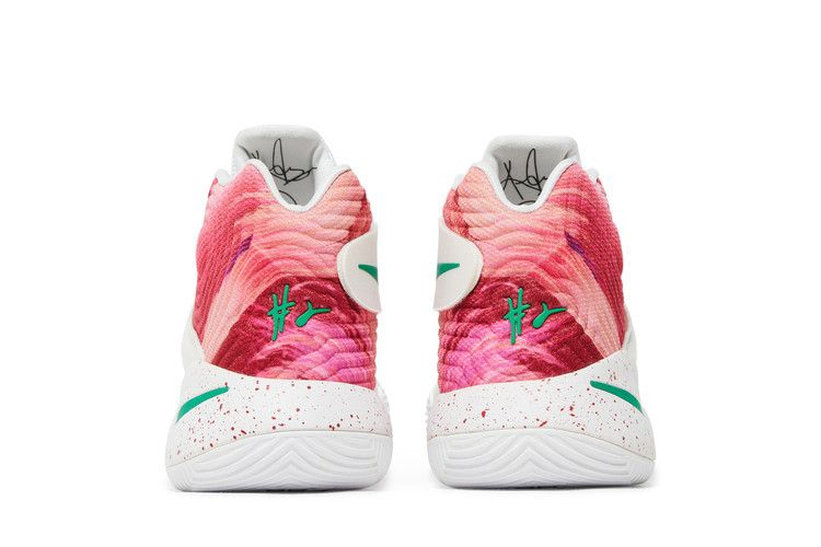 Кроссовки Nike Kyrie 2 'Ky-rispy Kreme' Special Box
