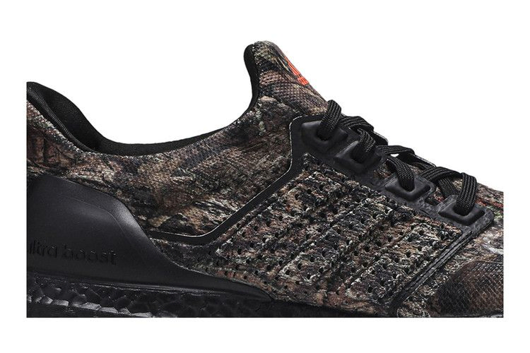action-bronson-x-ultraboost-realtree-camo-sample-f36425_01