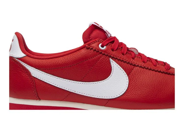 Krossovki-Stranger-Things-x-Nike-Cortez-OG-Collection-1