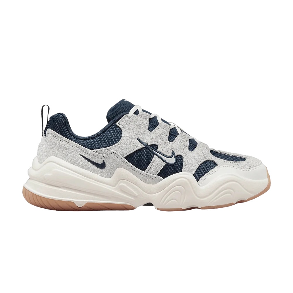 Krossovki-Nike-Wmns-Tech-Hera-PhantomArmory-NavySailFootball-Grey