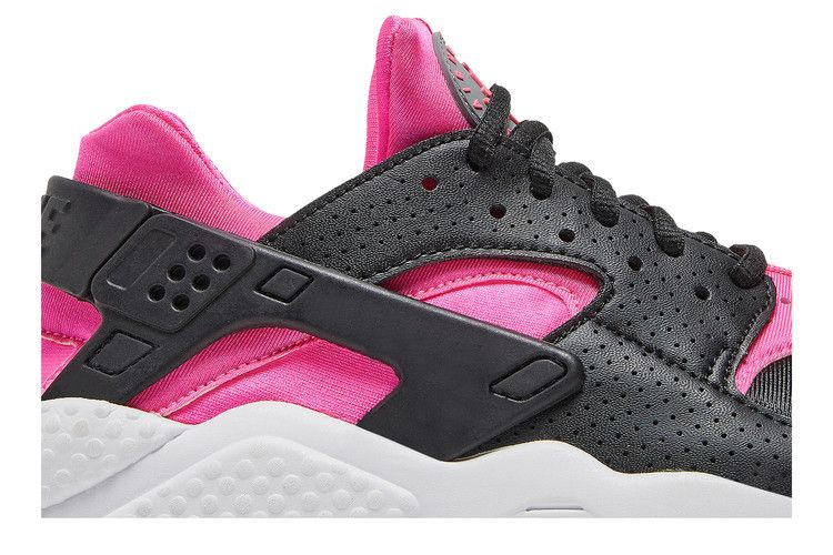 wmns-air-huarache-run-634835-604_01