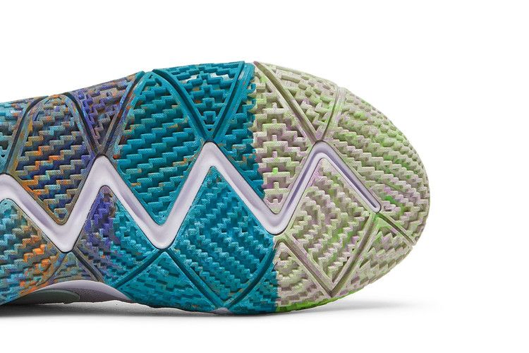 Кроссовки Nike Kyrie 4 GS '90s'