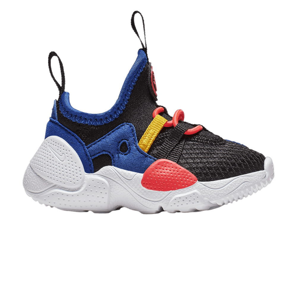 huarache-e-d-g-e-txt-bt-black-solar-red-ck4983-002