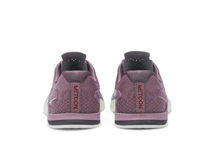 wmns-metcon-4-xd-grey-true-berry-cd3128-008_05