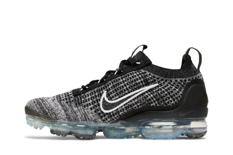 Krossovki-Nike-Wmns-Air-VaporMax-2021-Flyknit-Oreo-2