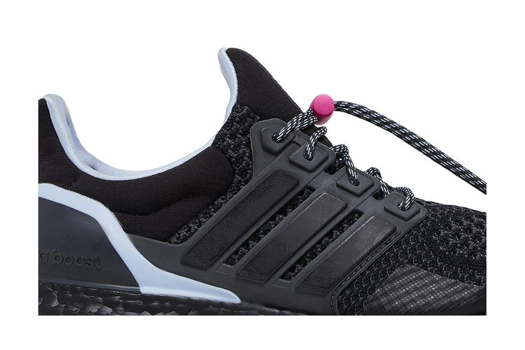 wmns-ultraboost-1-0-toggle-lacing-black-blue-dawn-hr0067_01