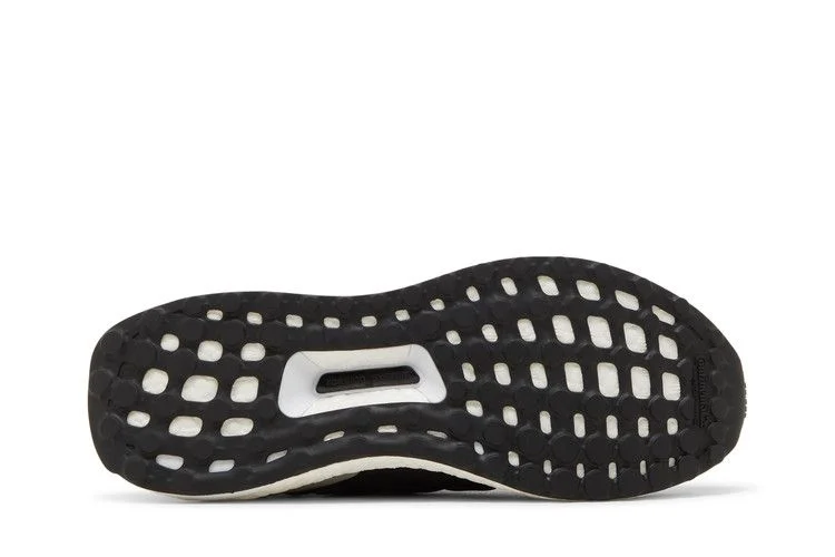 Кроссовки Adidas Wmns UltraBoost 4.0 DNA 'Black Silver'