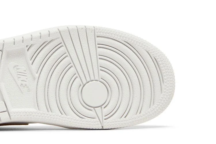 Krossovki-Air-Jordan-1-Mid-PS-White-Rose-Gold-4