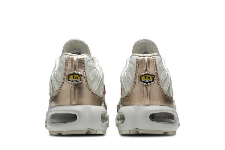 Кроссовки Nike Wmns Air Max Plus 'Light Orewood Brown'