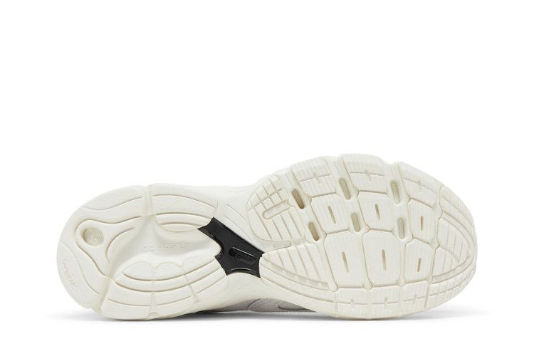 Кроссовки adidas Wmns Astir 'Triple White'