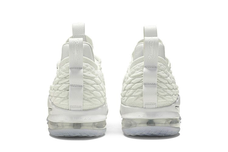lebron-15-low-white-metalic-ao1755-100_05