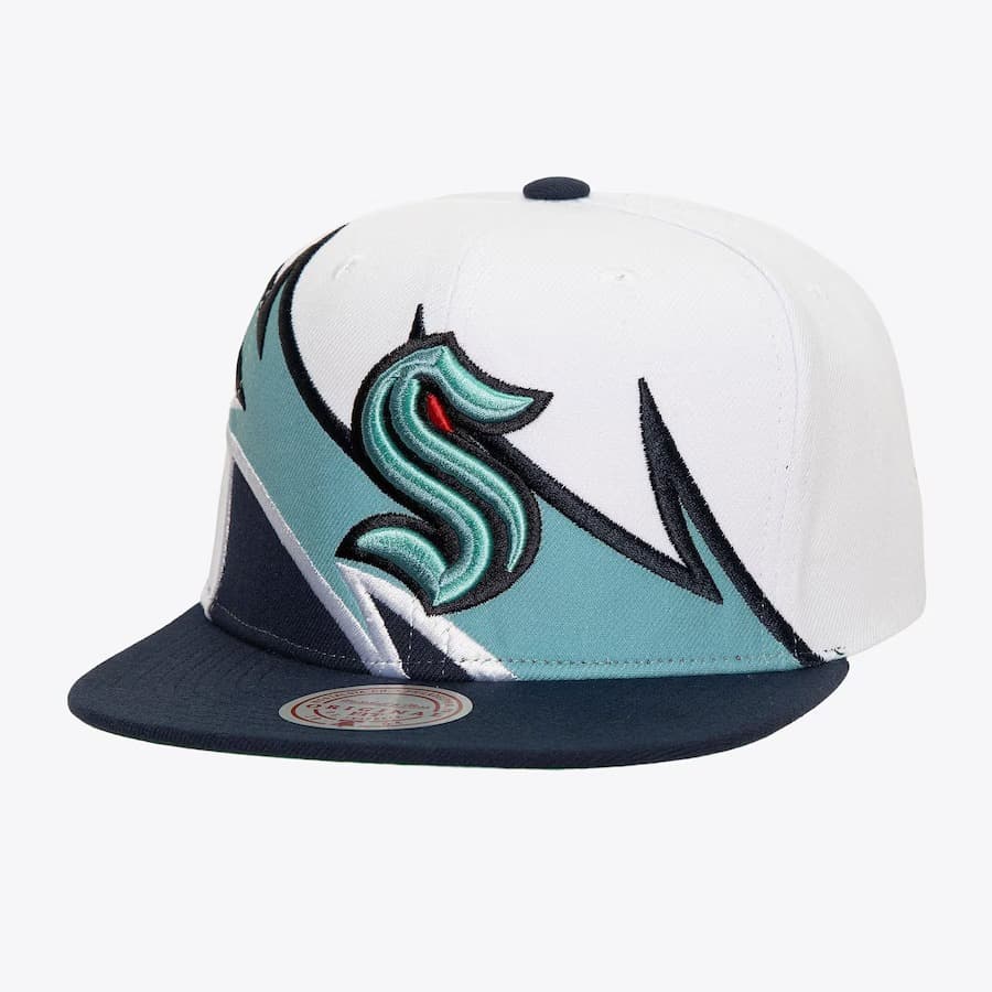 Бейсболка Mitchell & Ness White Seattle Kraken Waverunner Snapback Hat