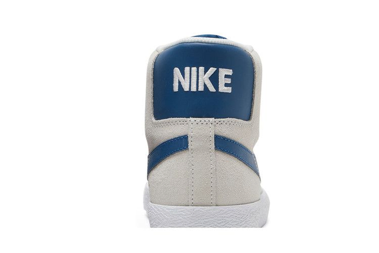 zoom-blazer-mid-sb-white-court-blue-864349-107_06