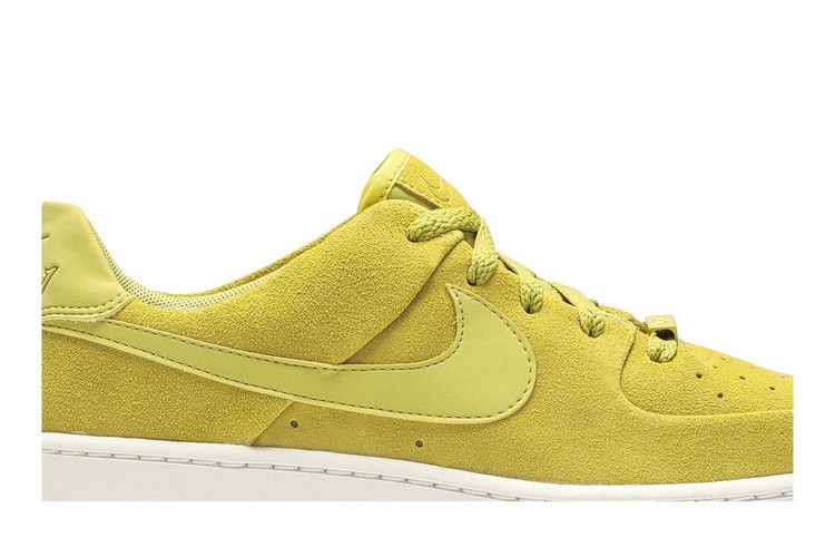 Кроссовки Nike Wmns Air Force 1 Sage Low 'Celery'