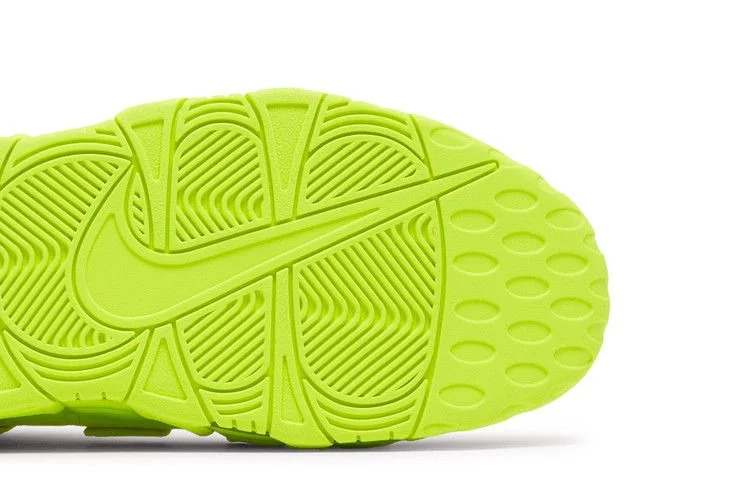 Кроссовки Nike Air More Uptempo '96 'Volt'