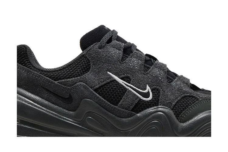 Krossovki-Nike-Wmns-Tech-Hera-Anthracite-Smoke-Grey-1