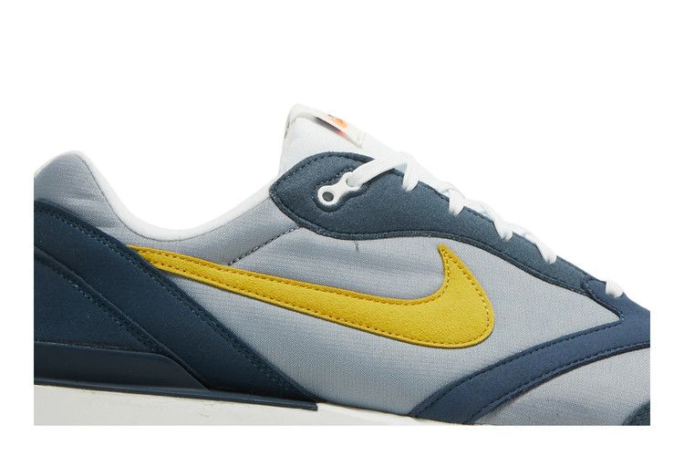 Кроссовки Nike Air Max Dawn 'Particle Grey Dark Citron'