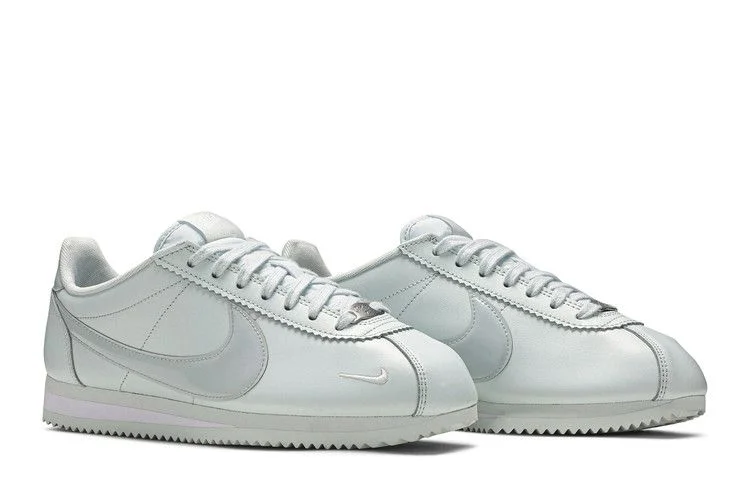 Krossovki-Nike-Wmns-Classic-Cortez-Premium-Barely-Grey-7