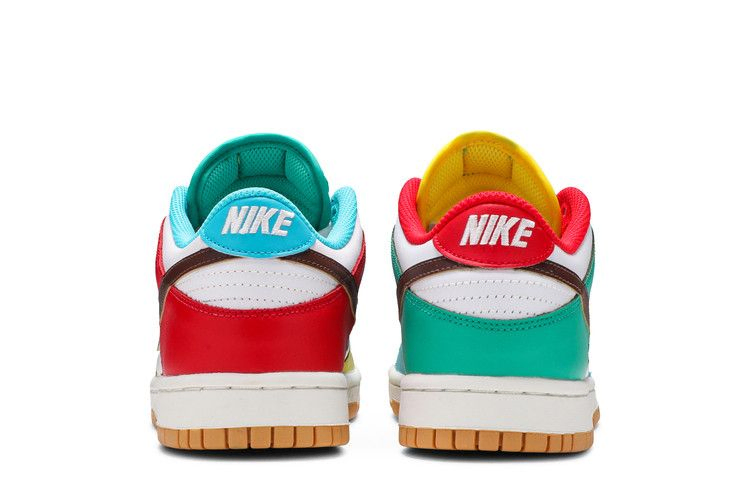 dunk-low-se-gs-free-99-white-cz2496-100_05