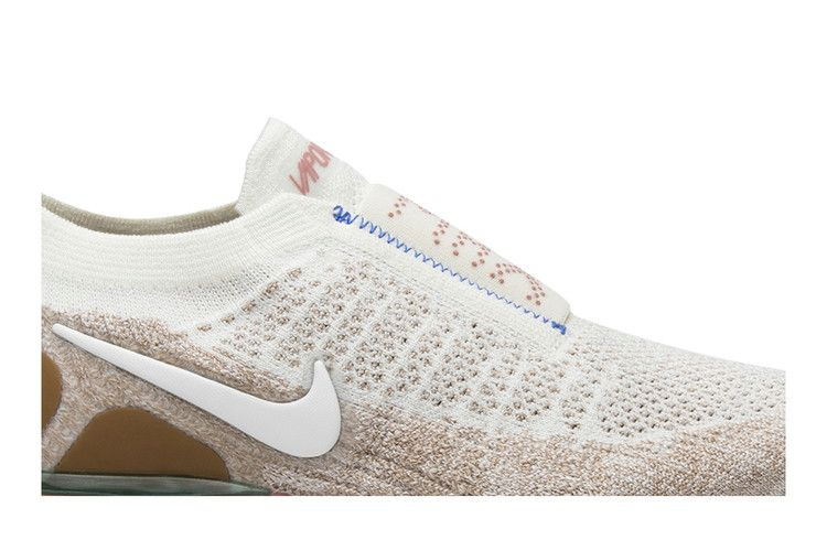 air-vapormax-moc-2-0-sail-ah7006-100_01