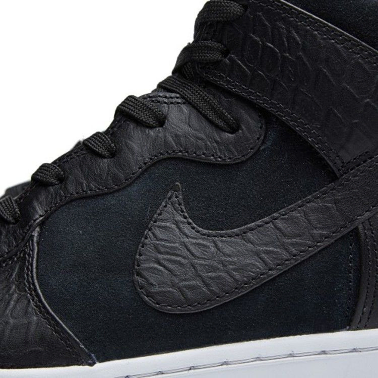 Кроссовки Nike Dunk CMFT Premium 'Croc'