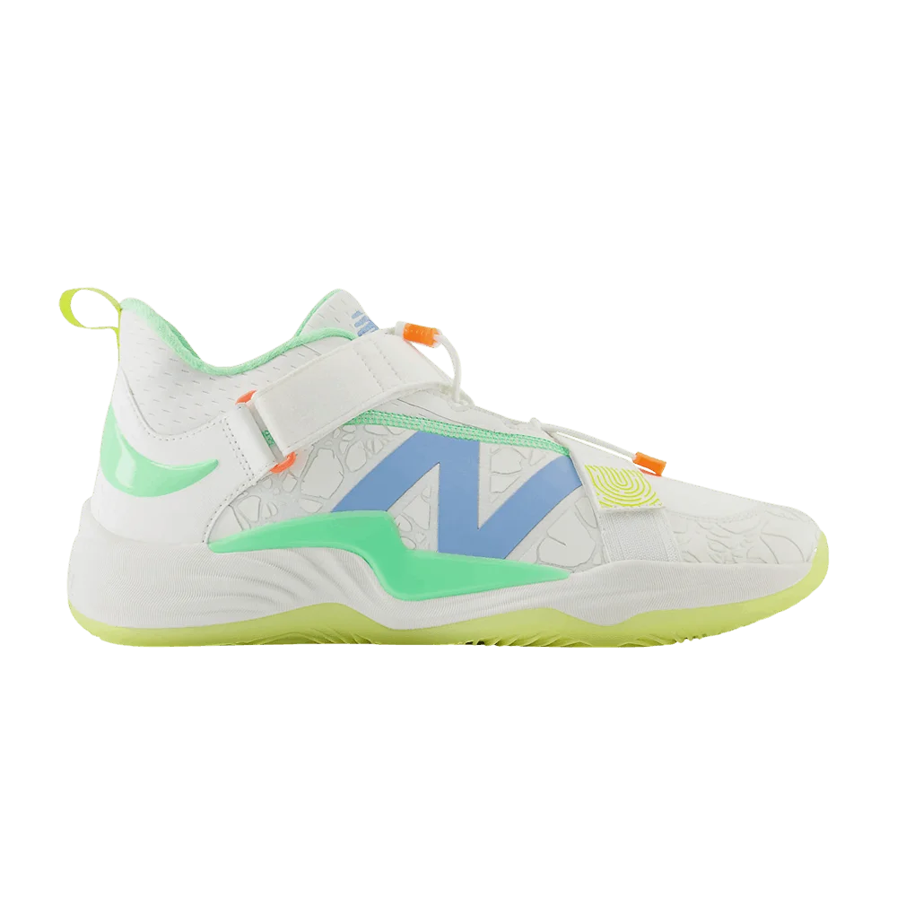 Krossovki-New-Balance-Lindor-2-Pre-Game-2E-Wide-Optic-White-Cosmic-Pineapple