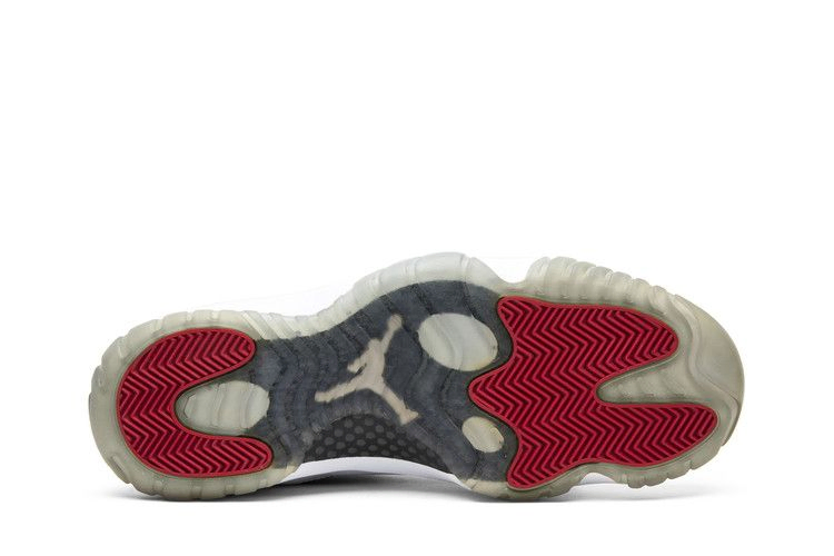air-jordan-11-retro-low-528895-110_03