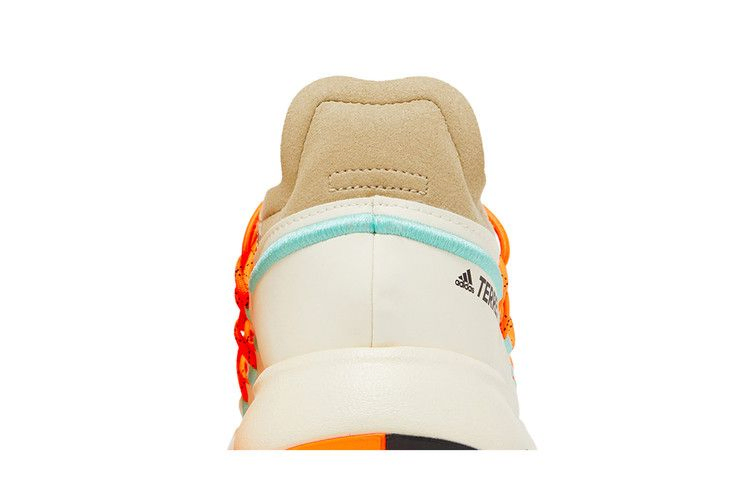 Кроссовки Adidas Terrex Voyager 21 'Savanna Screaming Orange'