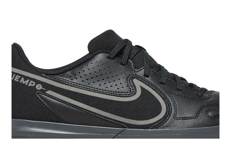 Кроссовки Nike Tiempo Legend 9 Club IC 'Black Metallic Bomber Grey'