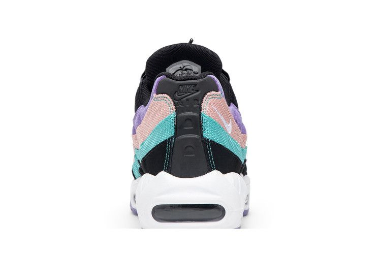 air-max-95-have-a-nike-day-am95-hand_06