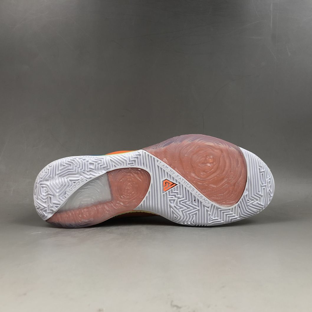 Nike-Zoom-Freak-1-Antetokounbros-6