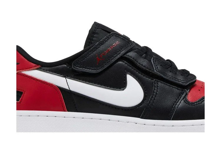 Кроссовки Air Jordan 1 Low Flyease GS 'Alternate Bred Toe'
