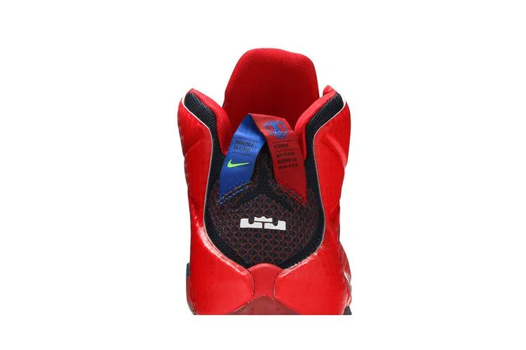 Krossovki-Nike-LeBron-12-GS-Supes-6
