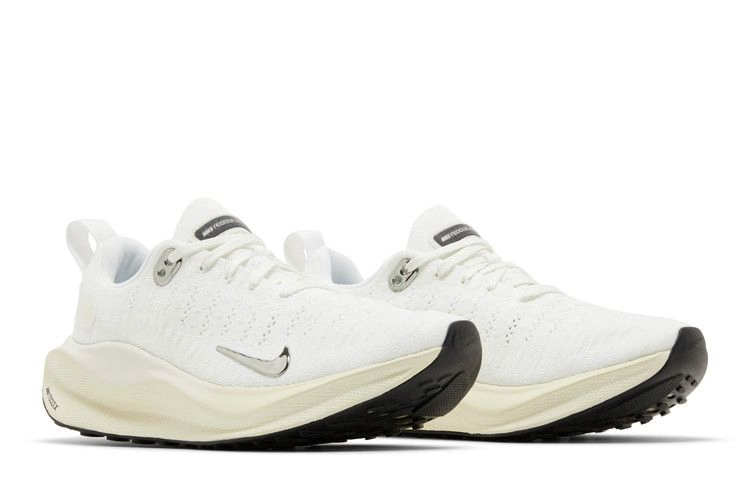 wmns-reactx-infinity-run-4-white-chrome-dr2670-104_07